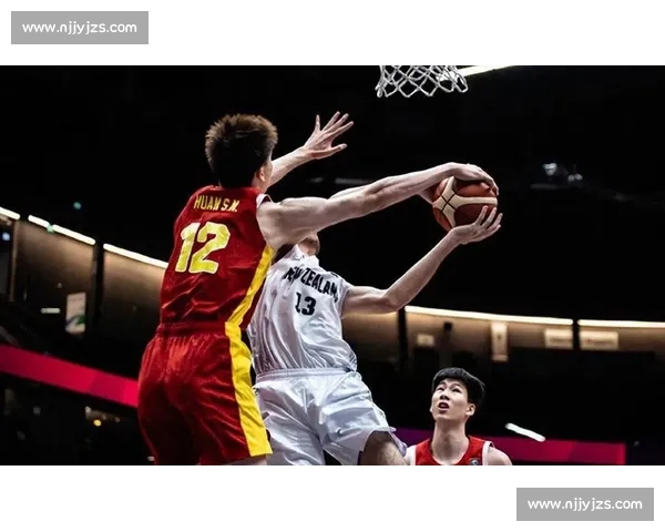 郇斯楠 20 分钟 5 帽!护框如铁闸引爆全场 郇斯楠 20 分钟 5 帽!护框如铁闸引爆全场