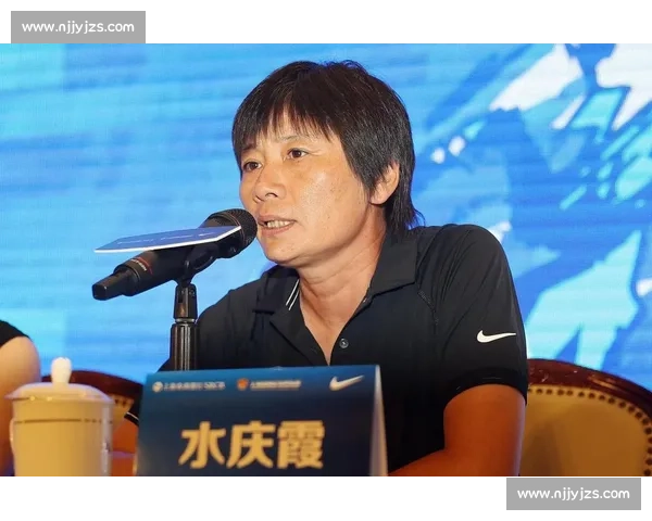 水庆霞助阵苏超,盐城阜宁球迷点燃主场激情