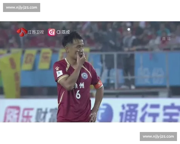 苏超卡位战内讧实录：泰州门将与队友直播口角引争议